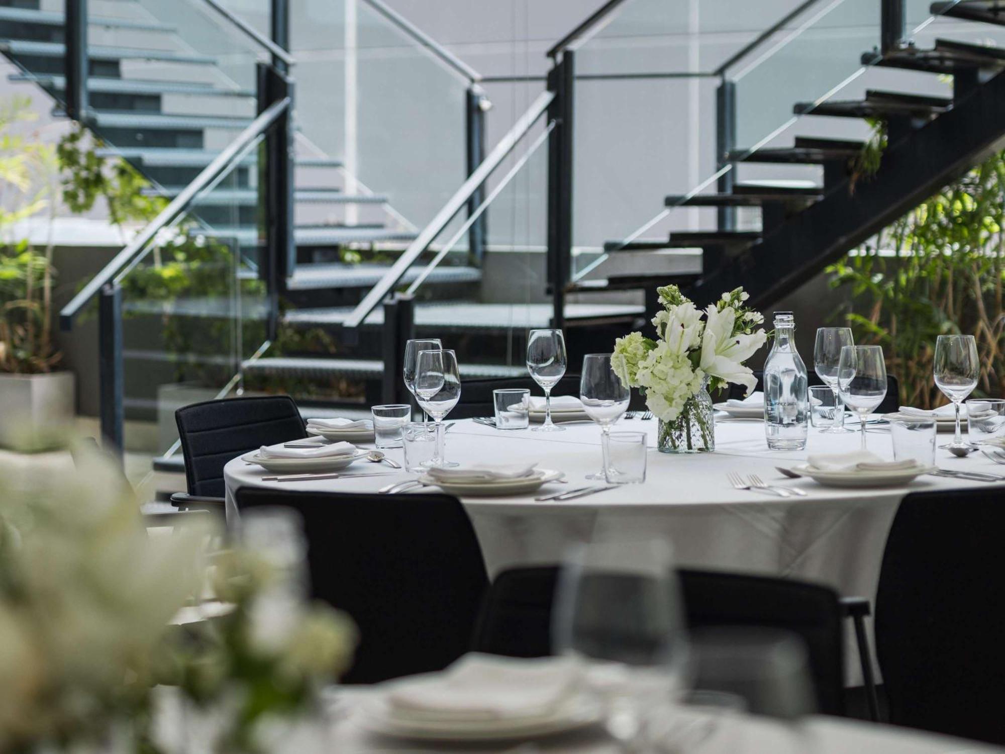 The Olsen Melbourne Art Series Exteriér fotografie The River Restaurant